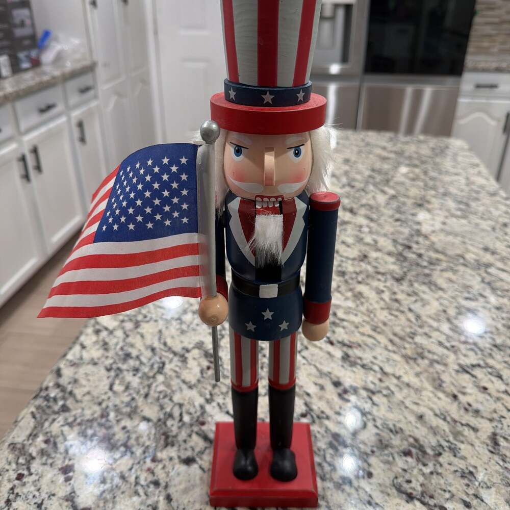 Patriotic Uncle Sam Wooden Nutcracker